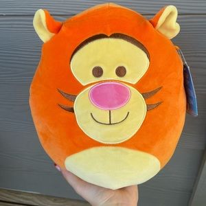 DISNEY TIGGER THE 8” SQUISHMALLOW(: